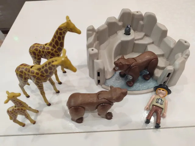 Playmobil Zoo con figuras