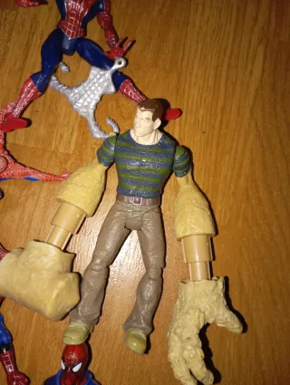 Lote Figuras Spiderman y Venom