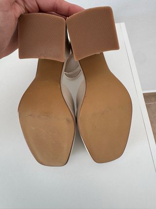 Tacones beige plataforma y pulsera talla 36