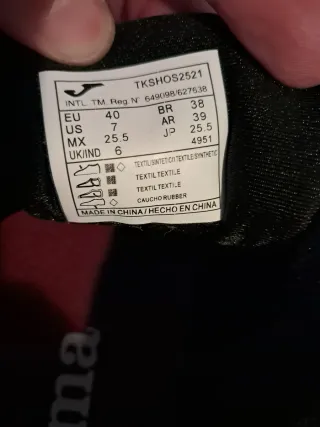 Zapatillas Joma grises y negras