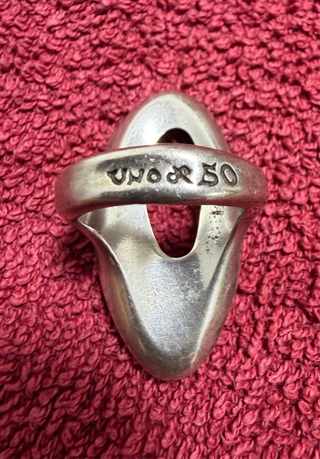 Anillo uno de 50, Diseño Moderno
