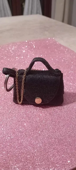 Portachiavi a forma di borsetta