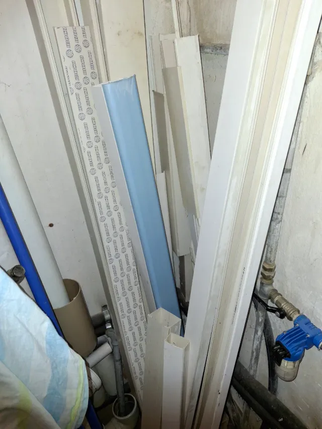 Canaline elettriche in plastica