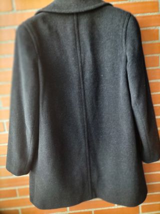 Chaquetón gris doble botonadura