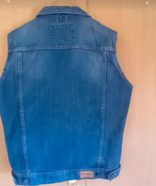 Chaleco vaquero Pull&Bear azul