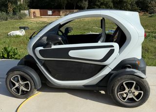 Renault Twizy 80 – batería en propiedad – 19.000km