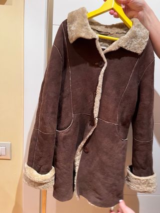 Abrigo marrón de piel Massimo Dutti