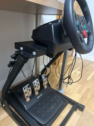 Volante Logitech G29 con Pedales PS4 + soporte