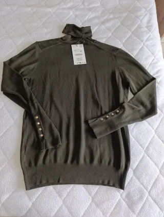 Jersey Zara cuello vuelto botones dorados Talla XL