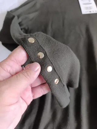 Jersey Zara cuello vuelto botones dorados Talla XL