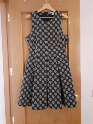 Vestido corto estampado de cóctel