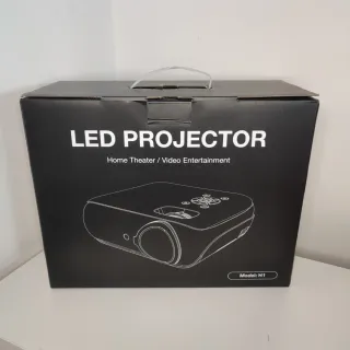 Proyector Portátil Blanco y Negro