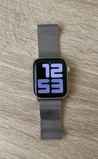 Apple Watch SE 2 40mm Argento + Caricabatterie