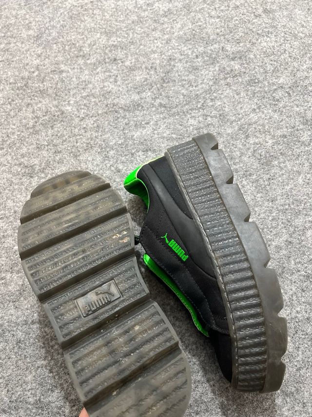 Puma Fenty x Surf Negro y Verde