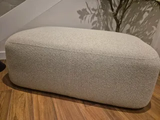 Puff Reposapiés color piedra