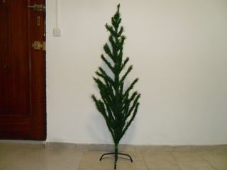 ARBOL DE NAVIDAD ARTIFICIAL DE 160 CM POR 10 €