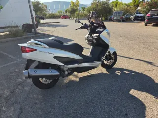 Suzuki 200cc Executive