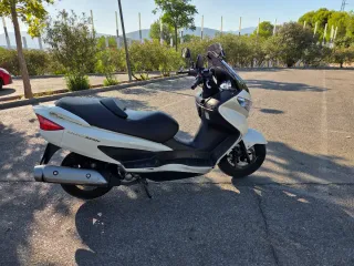 Suzuki 200cc Executive