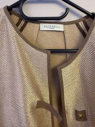 Chaqueta Antonelli Mujer Dorada talla 42 italiana
