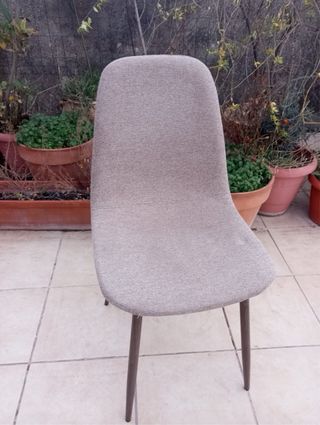 Silla JONSTRUP tela beige y roble