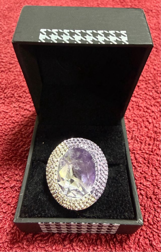 Anillo Swarovski Morado y Plateado