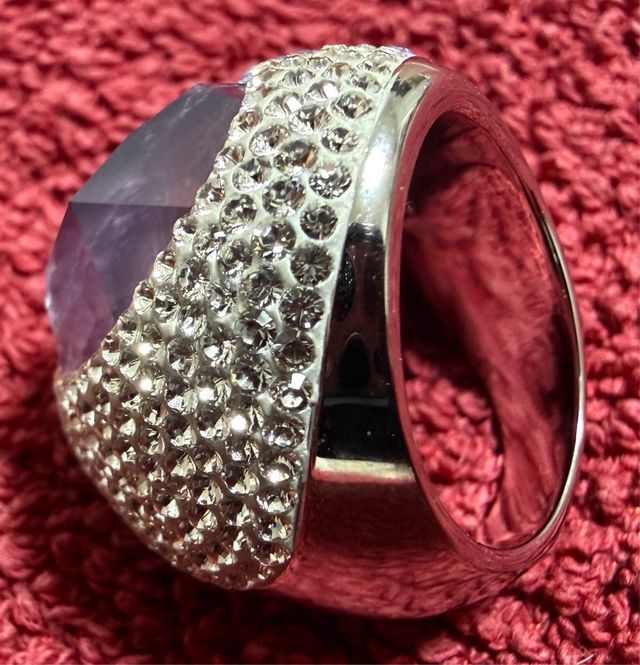 Anillo Swarovski Morado y Plateado