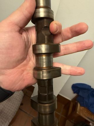 Árbol de levas de admisión BMW E46 328ci (M52TUB28