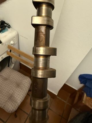 Árbol de levas de admisión BMW E46 328ci (M52TUB28