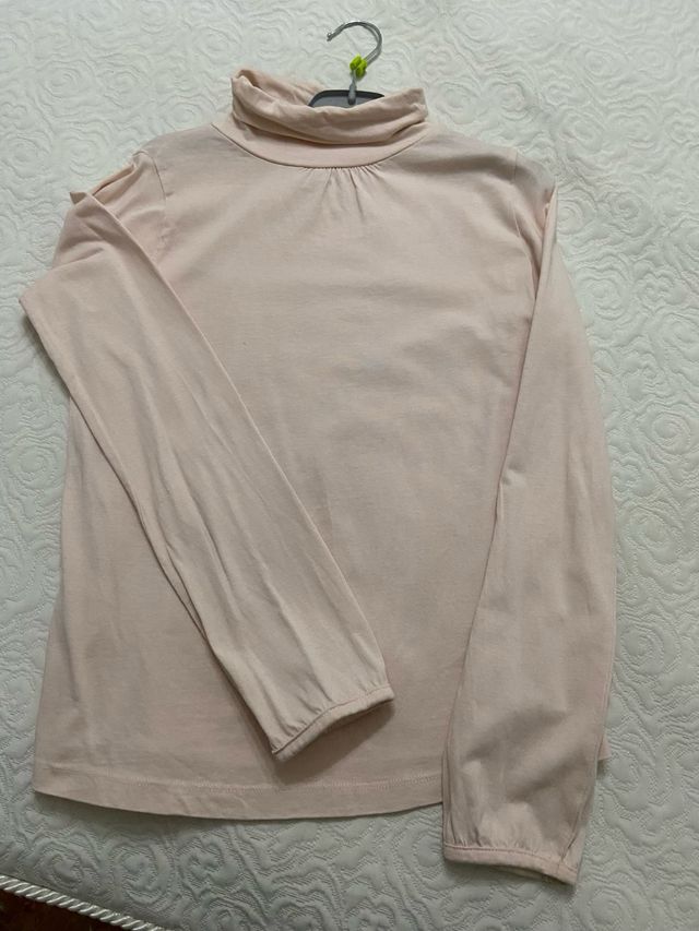 Camiseta de cuello alto rosa palo talla 11-12 años