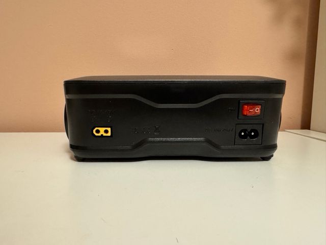 Cargador SkyRC Q200 Quattro AC/DC