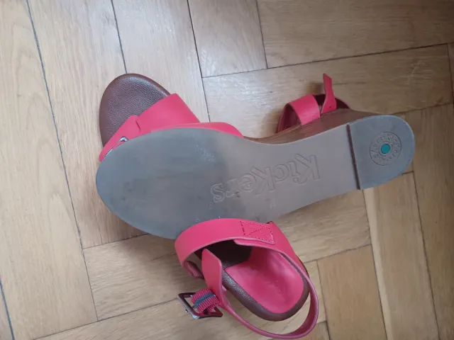 Sandalias Kickers Piel Rojas y Marrones