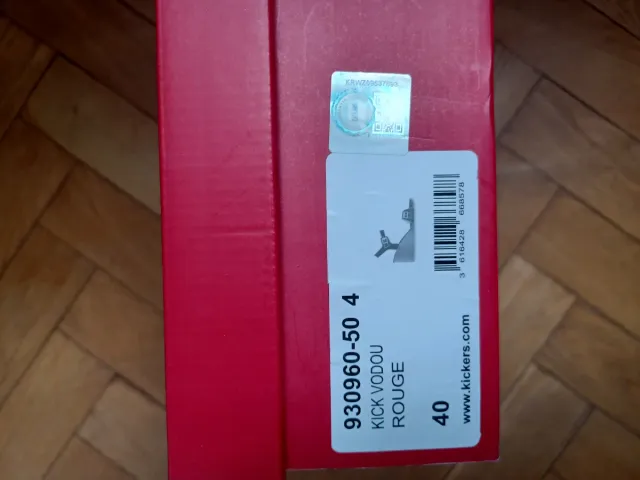 Sandalias Kickers Piel Rojas y Marrones