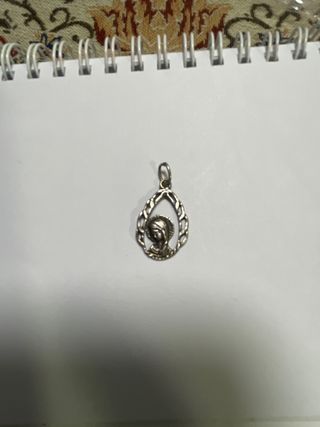 Medalla Antigua Plata Virgen Niña