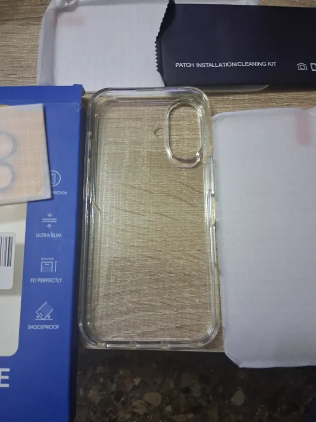 Funda iPhone 16 Transparente