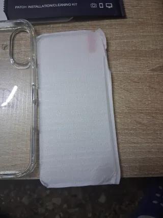 Funda iPhone 16 Transparente