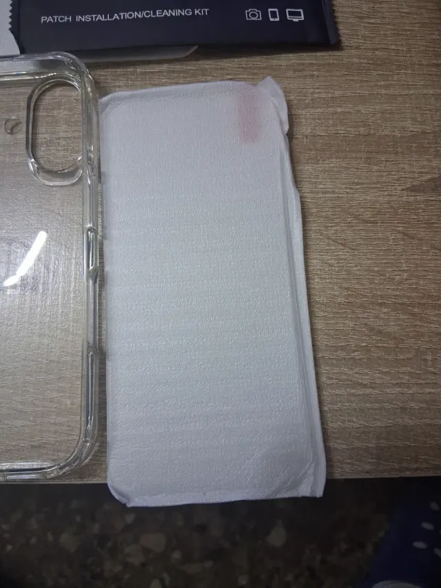 Funda iPhone 16 Transparente