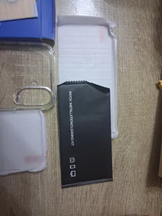 Funda iPhone 16 Transparente