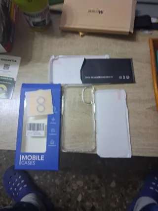 Funda iPhone 16 Transparente