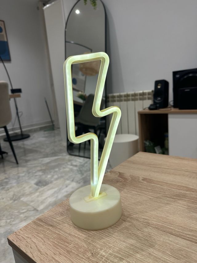 Luz LED Rayo Decorativa a Pilas