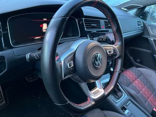 Volkswagen Golf GTI TCR