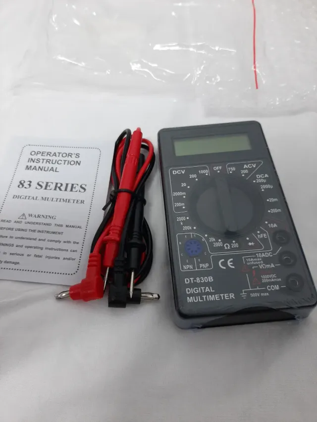 Multímetro Digital DT-830B