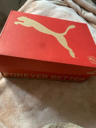 Botas de fútbol Puma talle 42,5 FOREVER BETTER