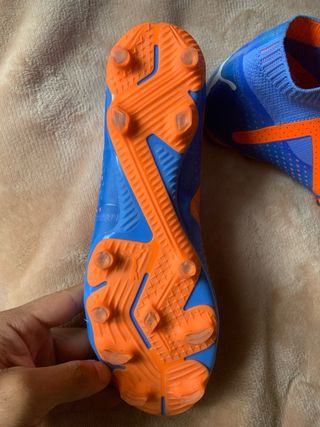 Botas de fútbol Puma talle 42,5 FOREVER BETTER
