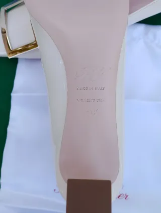 Décolleté Roger Vivier Paris