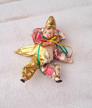 Bambola in porcellana