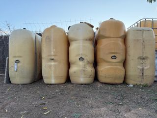 Bidones de plástico