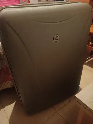 Maleta grande Navigator.