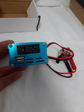 Inversor Coche 220W DC12V a AC220V