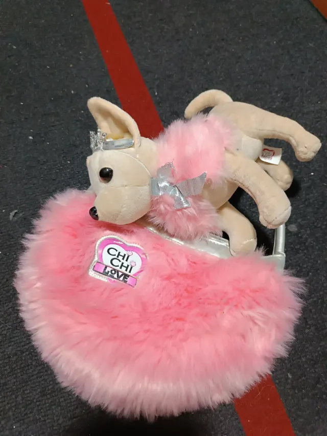 Cucciolo Chi Chi LOVE con borsa rosa