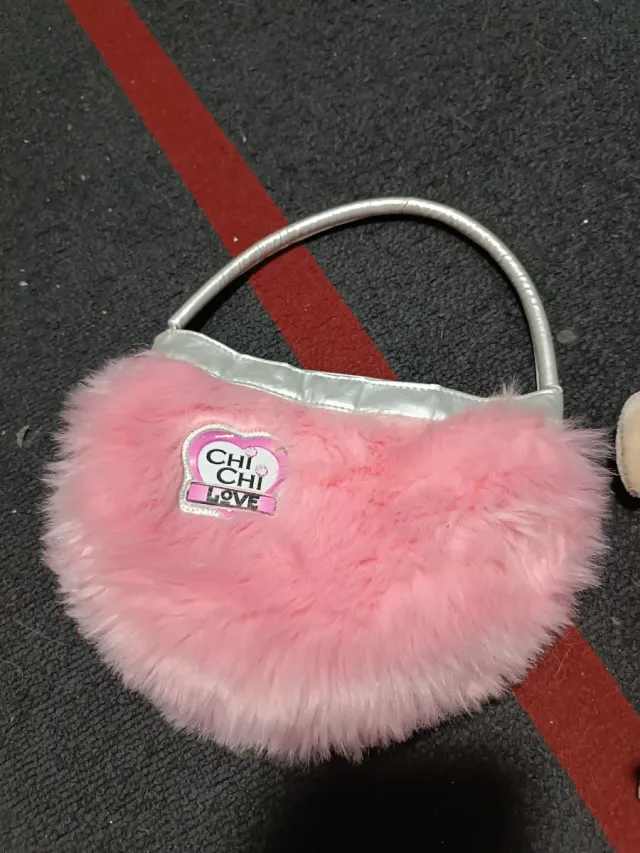 Cucciolo Chi Chi LOVE con borsa rosa